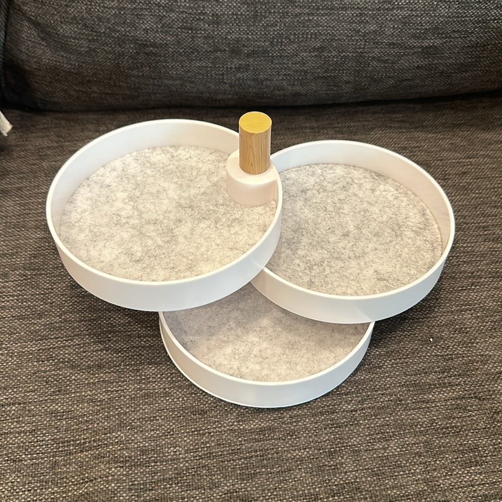 NWT- 2 Bandits Brand 3 Tier Jewelry/Accessory Tray